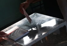 Δημοσκόπηση Pulse: Στις 13,5 μονάδες η διαφορά ΝΔ και ΕΛΑΣ, 13% το ΠΑΣΟΚ – Αυτοδυναμία θέλει το 43%