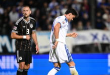 Ο Ντίνος Μαυροπάνος ζήτησε συγγνώμη για την αντίδρασή του στην αλλαγή του στο Ελλάδα – Γερμανία