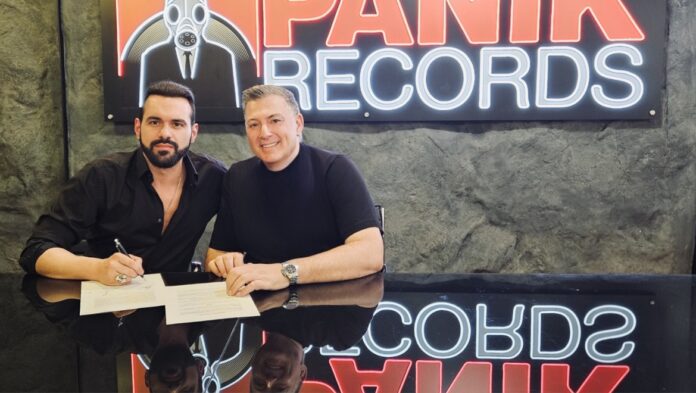 Ο-Νίκος-Μακρόπουλος-στην-Panik-Records-–-Τα-νέα-του.jpg